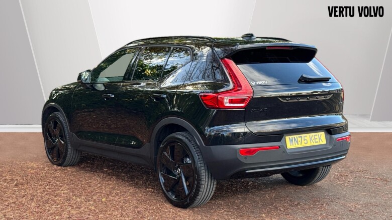 Volvo XC40 2.0 B3P Plus Black Edition 5dr Auto Petrol Estate